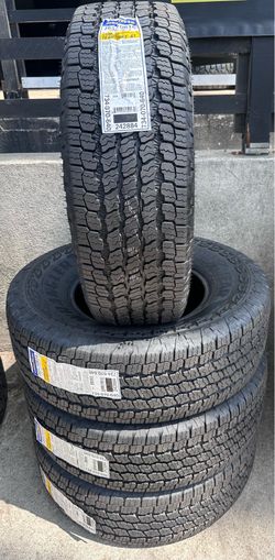 Goodyear wrangler A/T 265/70R16