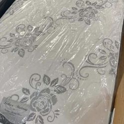 Deluxe Brand Queen Size Set 