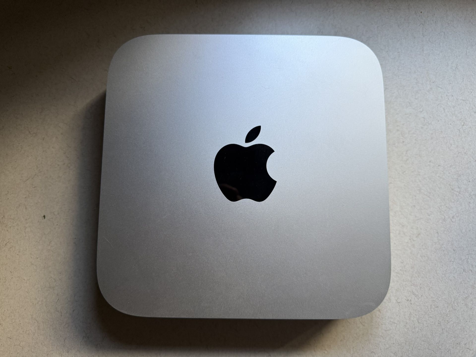M2 Mac Mini (2023)