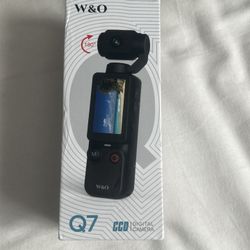 Q7 CCD Digital Camera 