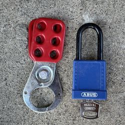Dielectric Lockout Padlock- Keyed Different, Blue
