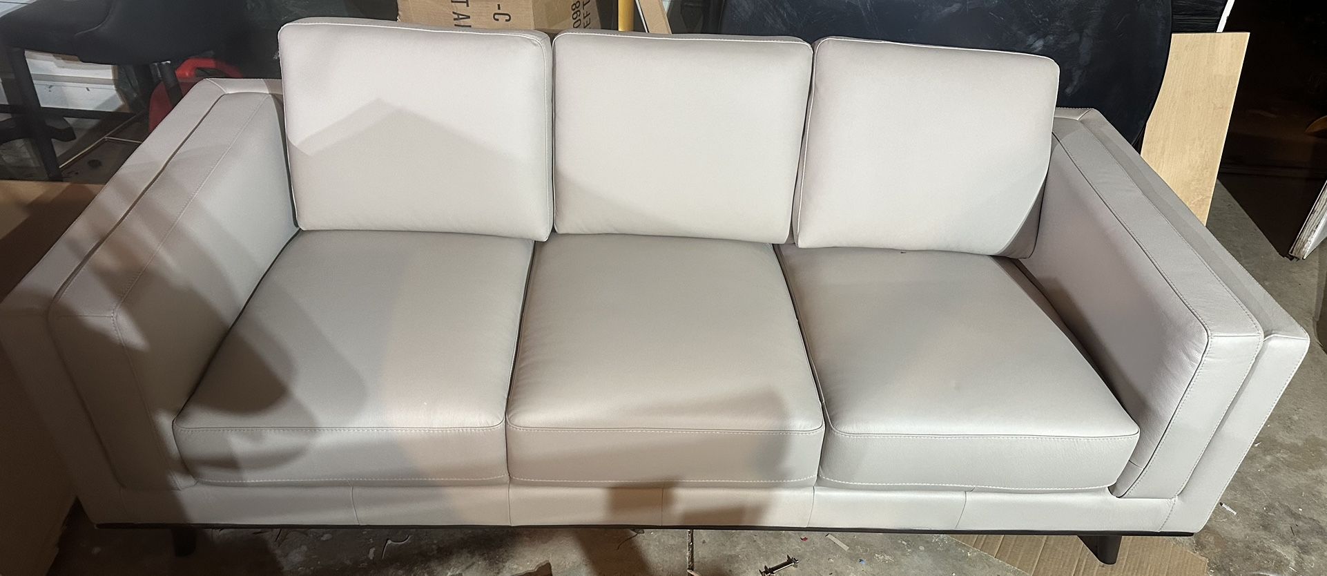 LeisureMod Chester Leather Sofa  Brand New