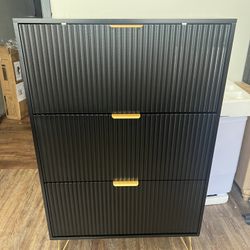 New Minor Damage Shoe Cabinet 
