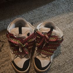 Lanvin Curbs