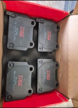 08-15 Lancer Evo rear ceramic brake pads
