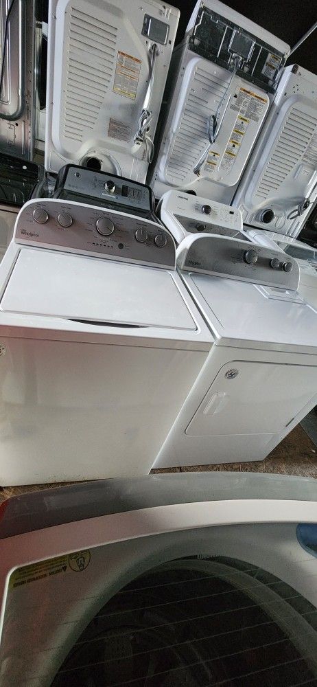 Whirlpool, Washer And Dryer Set