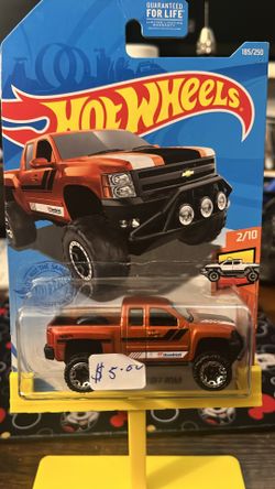 Hot Wheels Chevy Silverado Off Road