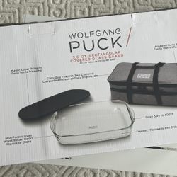 GLASS BAKER AND COVER 