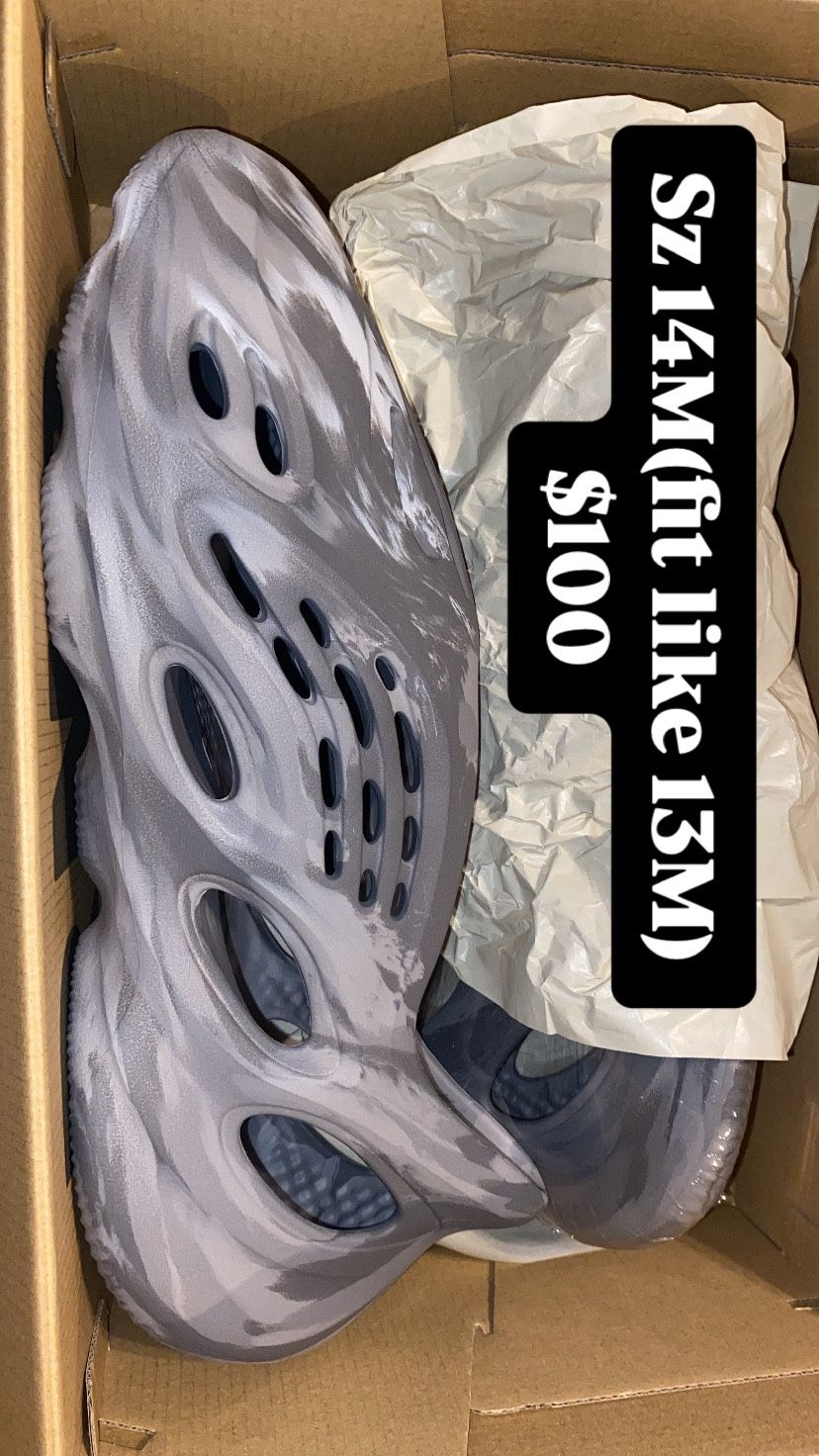 Yeezy/Dunk Lot