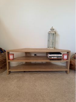 45" Corner TV Stand / Media Console Shelf – Great Condition!