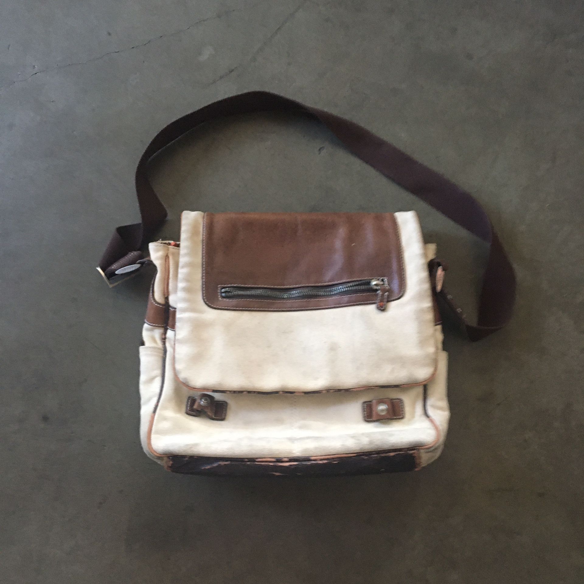 Fossil Messenger Bag 