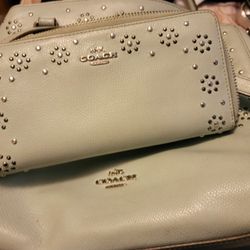 Light Teal Coach Purse And Wallet