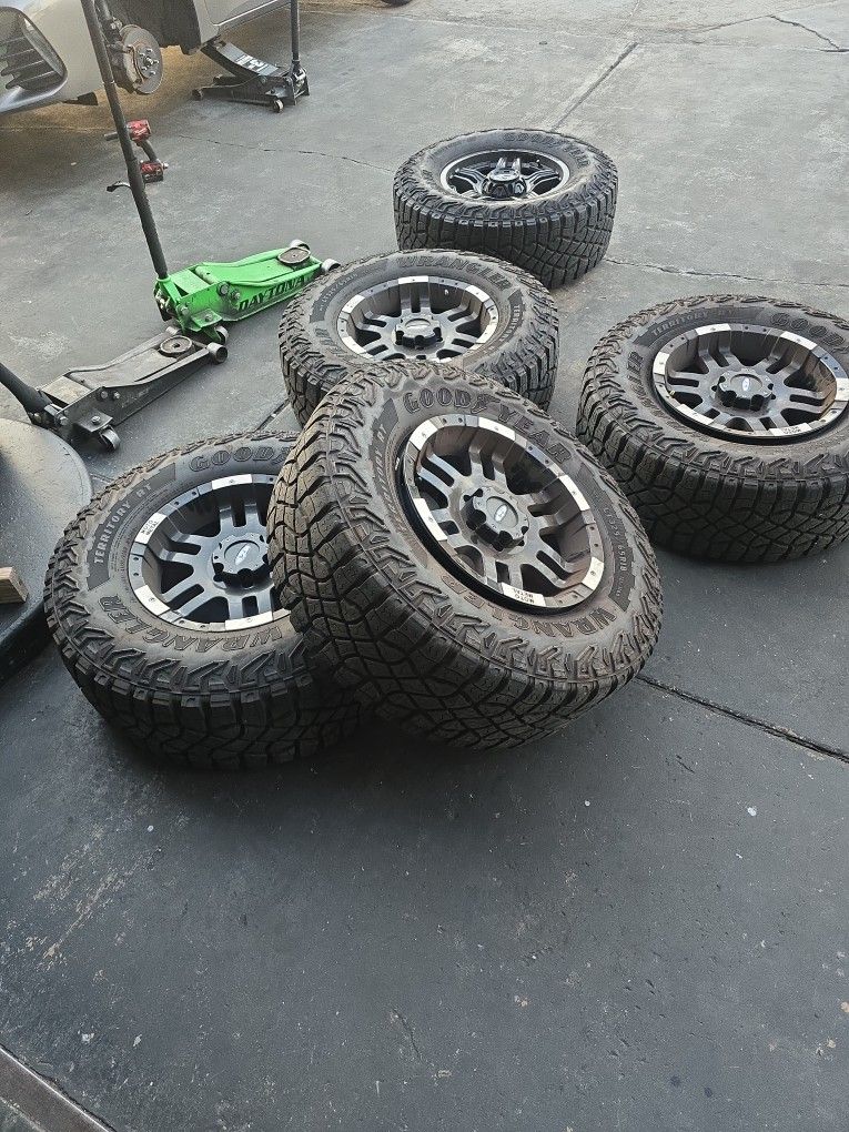 5 Rims For Hummer H3 6x5.5 Tires Goodyear 325/65/R18