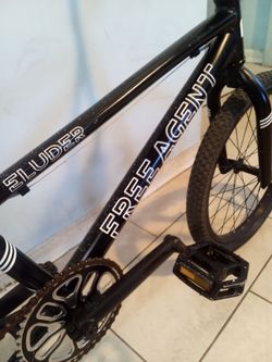 Free agent 20 inch Bmx