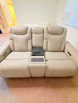 Couch grey light