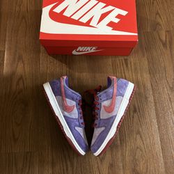 Dunk Low Plum