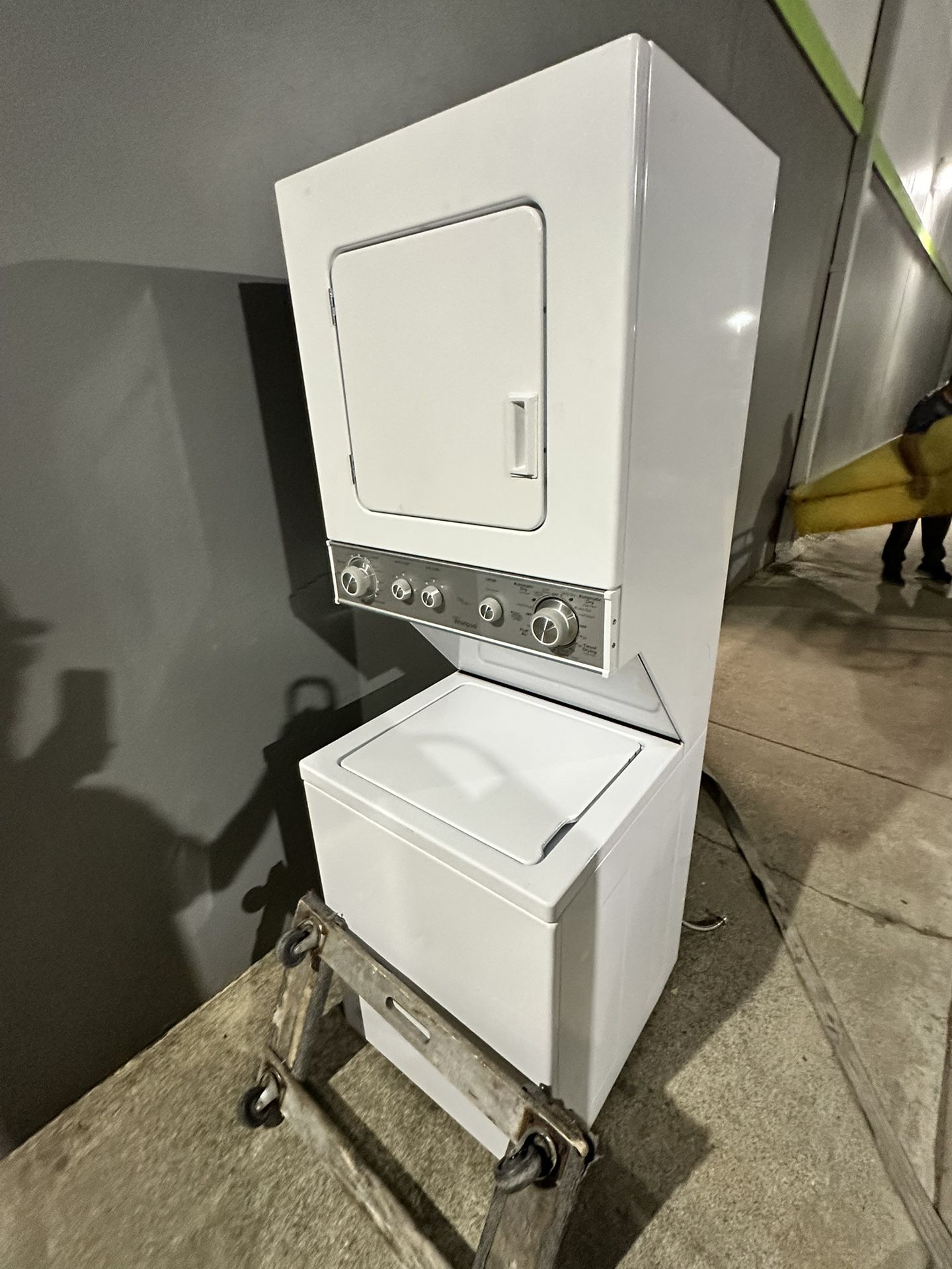 Whirlpool Electric Laundry Center