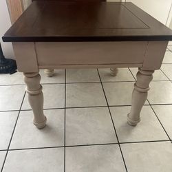 Solid wood Broyhill table
