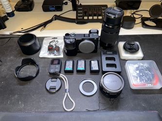 Sony A6400 Bundle