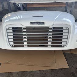 Hood Complete for A M2 106 Freightliner Truck