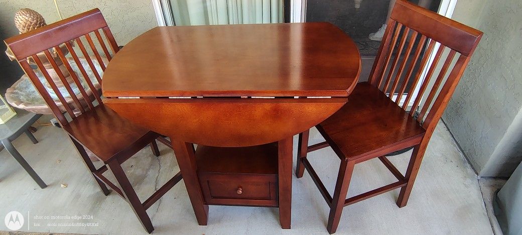 Mahogany Drop Leaf Side Accent Pub Table And Chairs