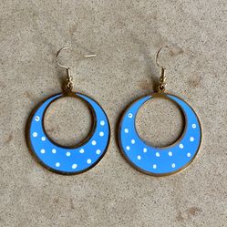 🦋 Pretty, large, light blue & white polka dots & gold tone metal hoop earrings made from vintage, unused charms