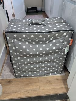 Travel toddler bed