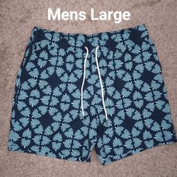 Men's Swim Shorts - Size Large