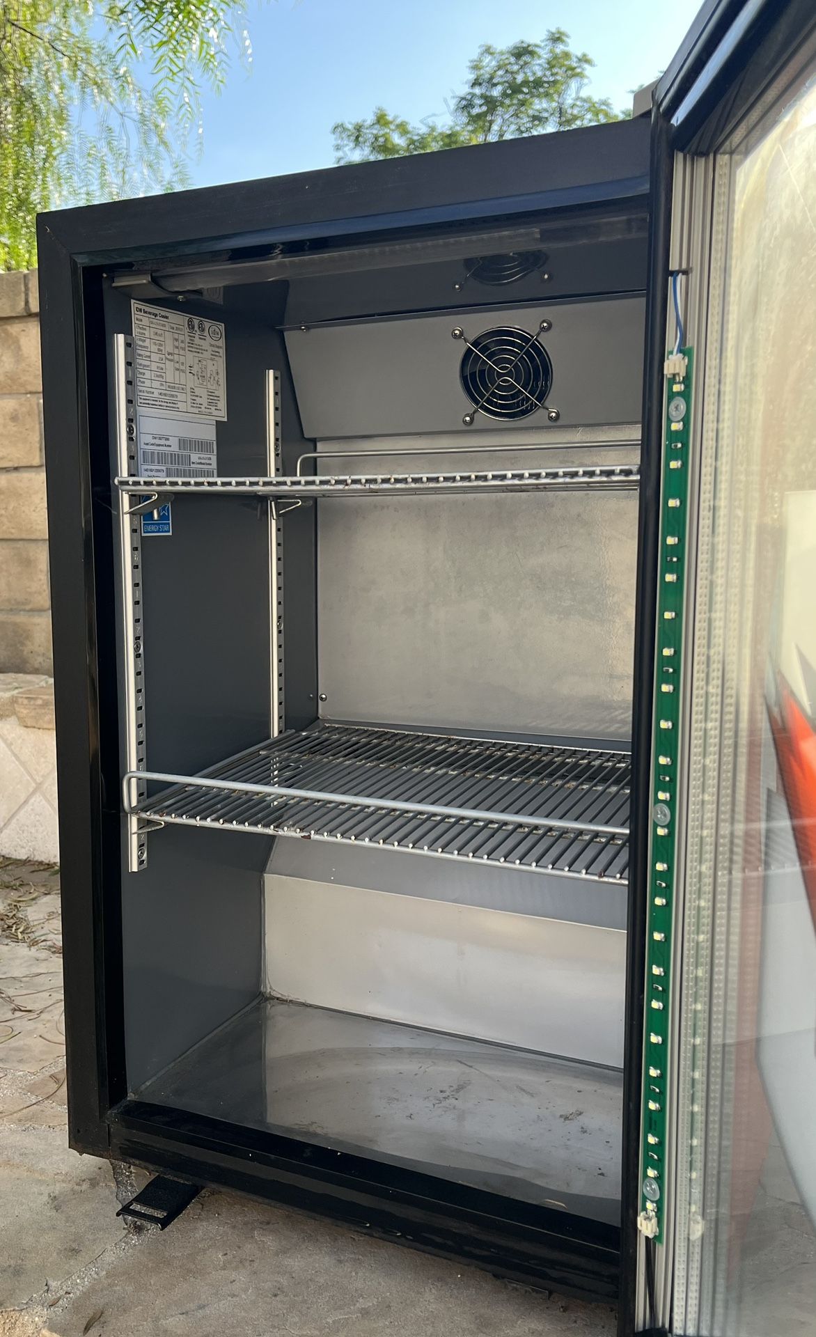 RTIC 45 Cooler - Tan for Sale in Santa Clarita, CA - OfferUp