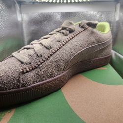 Puma Suede
 x Bodega Iced Coffee Friends And Family Pair Size 11 Brand New. 