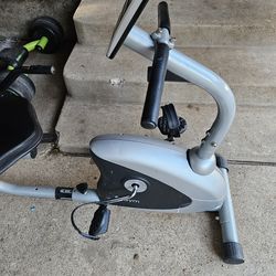 GYM bike, trabaja bien.  ARLINGTON