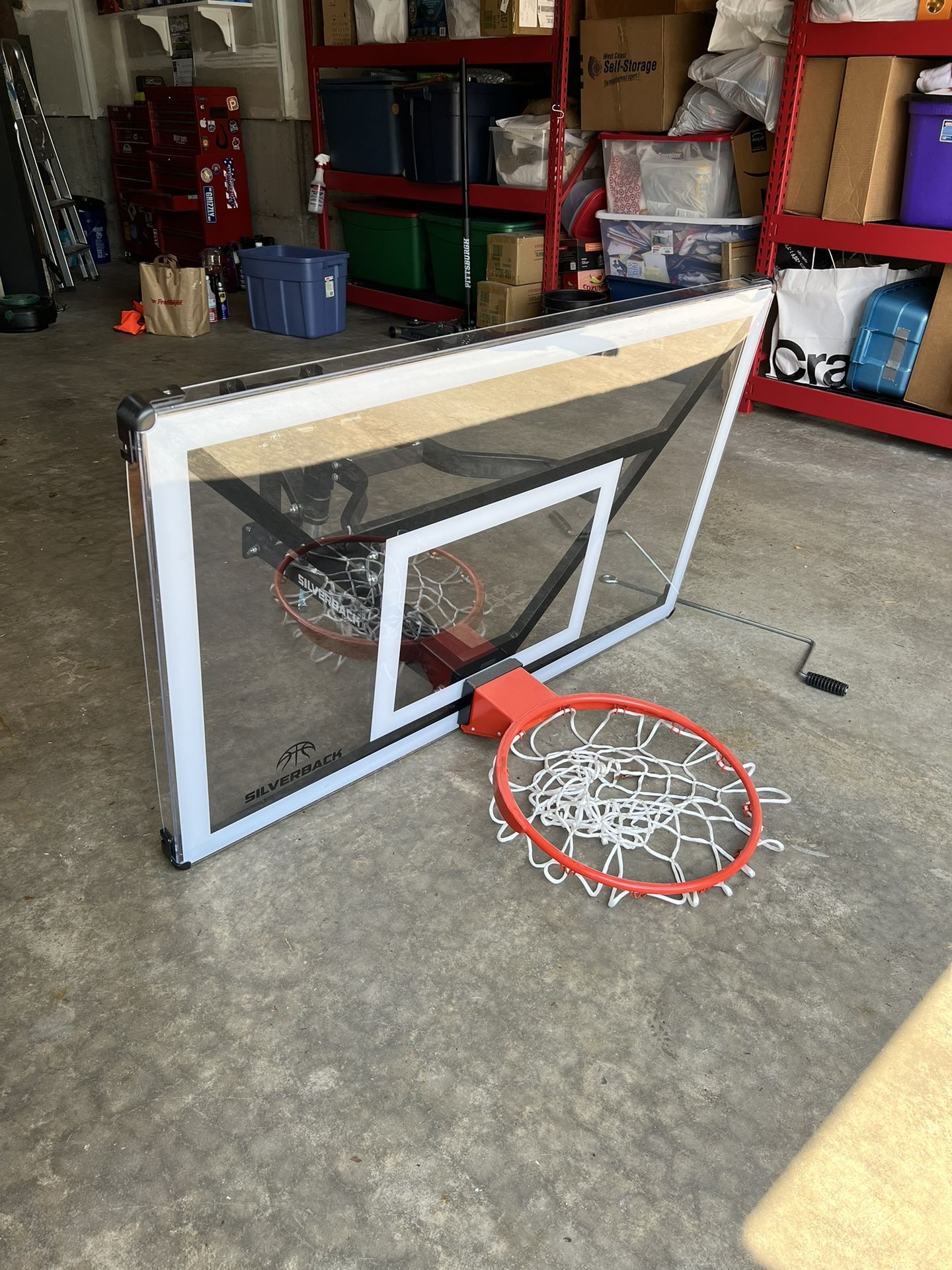Silverback Basketball Hoop