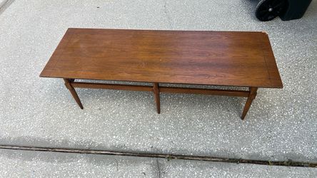 Coffee table modern