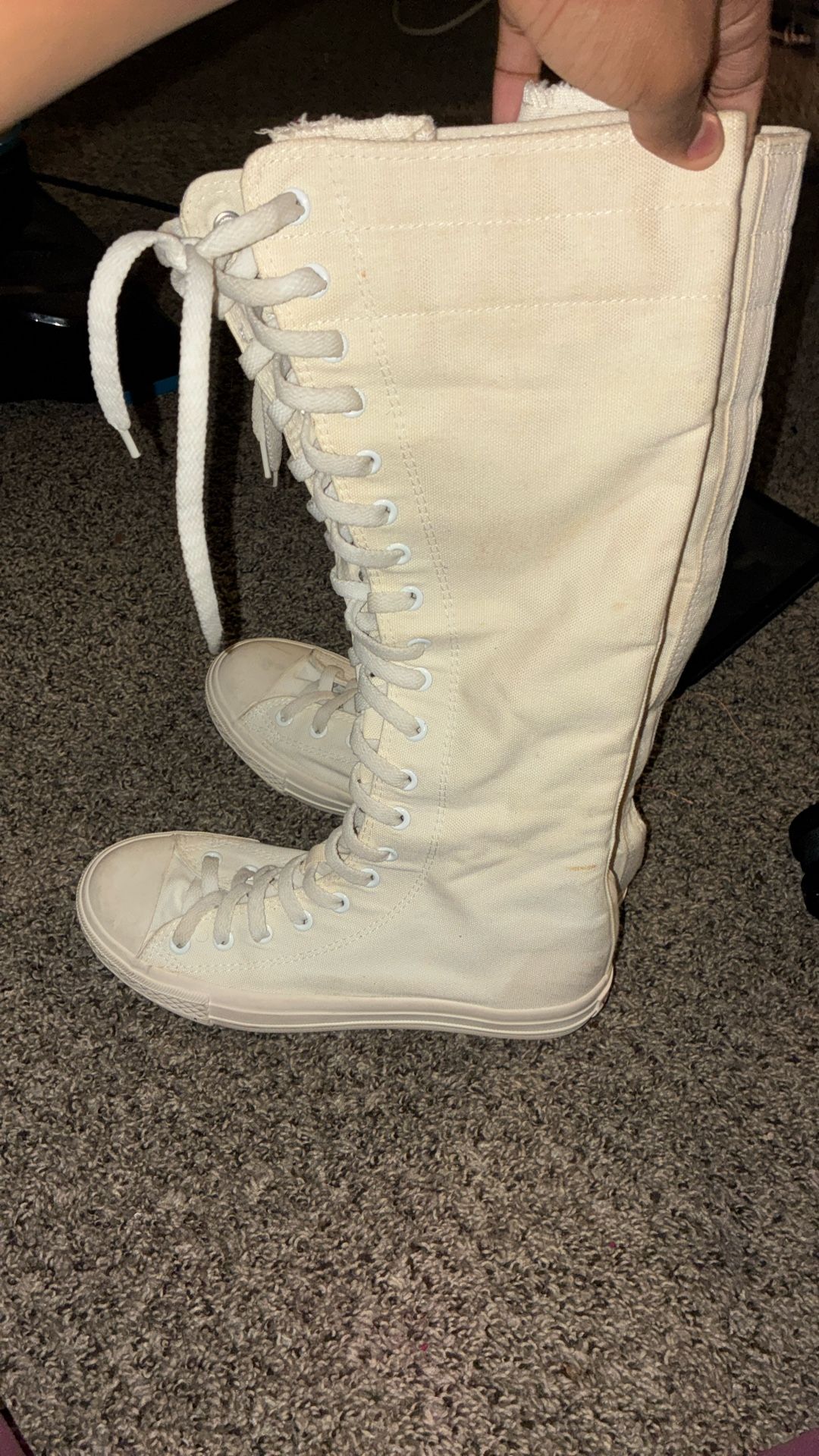 White Yuanbu Size 7