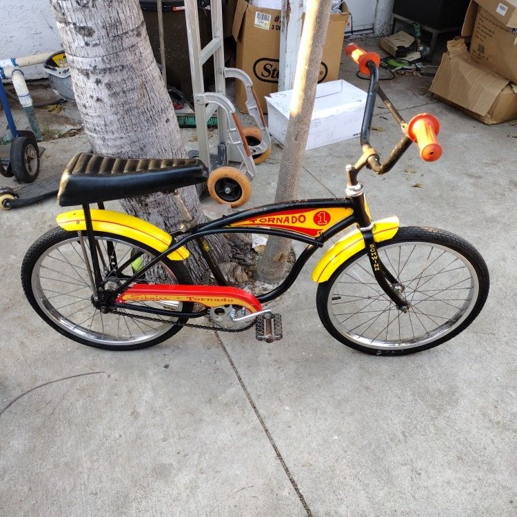 1978 Schwinn Tornado for Sale in Downey, CA - OfferUp