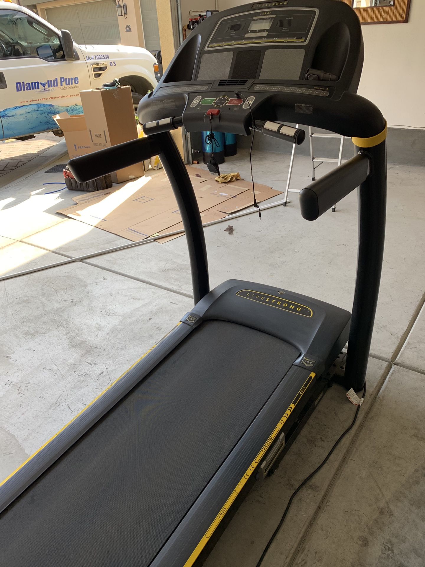 Livestrong treadmill LS 8.0 T