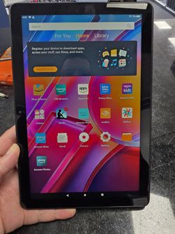 Amazon Kindle Fire HD10. 32gb. ASK FOR RYAN. #4(contact info removed)0-01