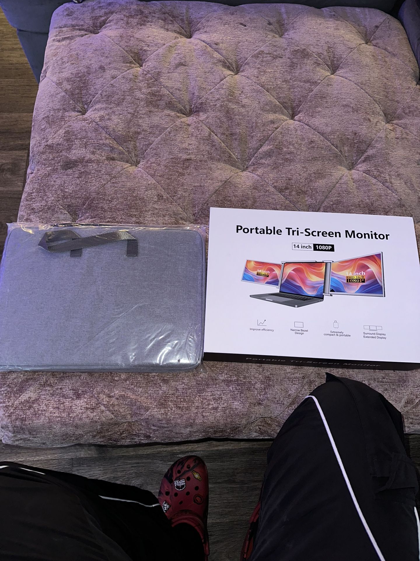 Portable Tri-Screen Monitor