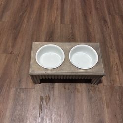 Dog food bowl