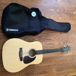 Yamaha Guitar With Soft Case ( Needs Repair Strings & Bridge Reglue! ). $50
