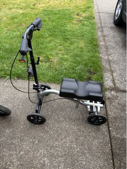 Nova knee walker scooter