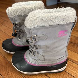 Sorel Girls Winter Boots