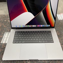 Apple MacBook Pro Laptop 