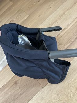 Inglesina Fast Table Hook On High Chair - Navy
