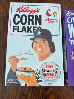 Dodgers Corn Flakes Cereal Box Fernando Valenzuela unopened w/cereal