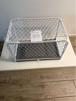 Gardner Pet Collapsible Dog Kennel Crate 30 x19 x 19.2. Small Dogs/Pets.