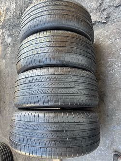 Set of 4 nice Michelin Pilot sport A/S3 275/45/20 ( We install & balance)