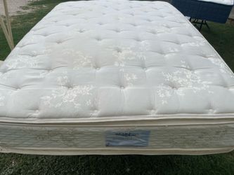Queen mattress