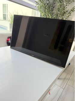 32inch Samsung and Onn TV