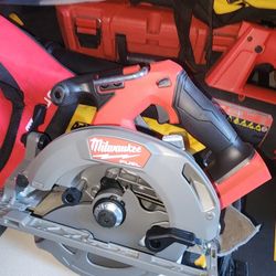 Firm Price🛑 Milwaukee M18 FUEL 6"1/2 2833-20 New" Circular Saw. Tool-Only. Precio Firme🛑